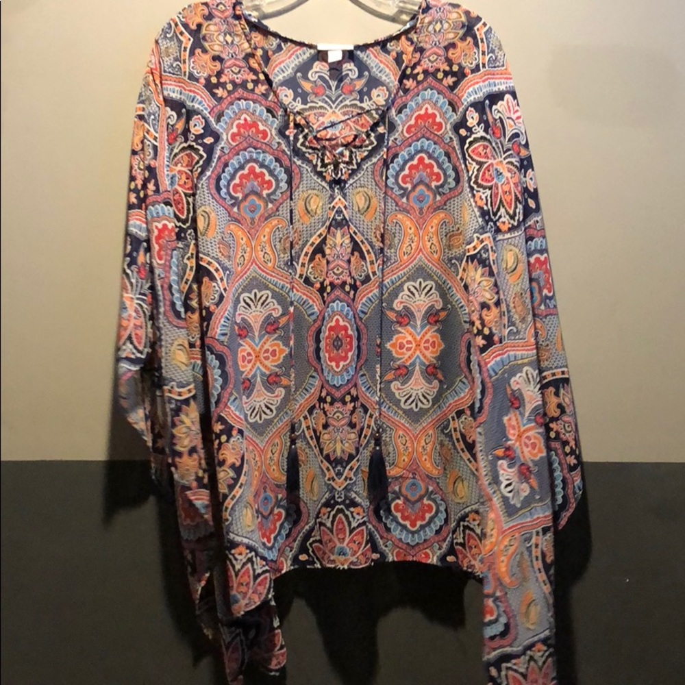 EUC poncho style top size XL